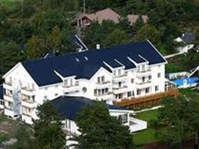 Arendal Herregaard Sommerstuer & Leiligheter Færvik Buitenkant foto